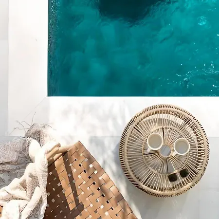 Thallo Villa Paradisos